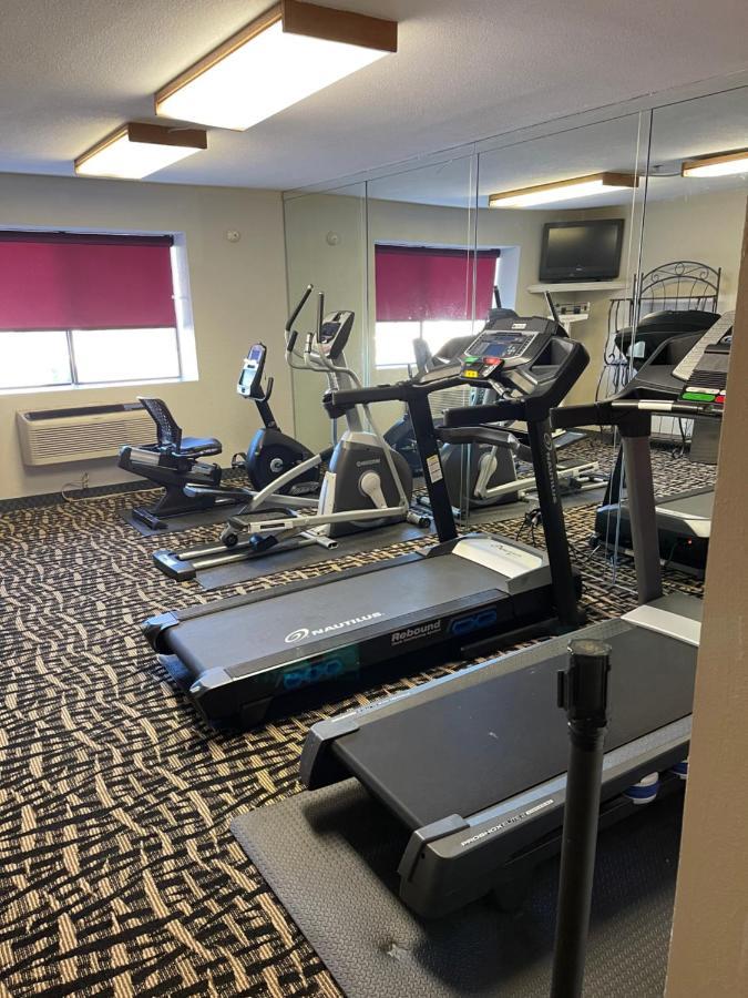 Ramada By Wyndham Oklahoma City Airport North Esterno foto