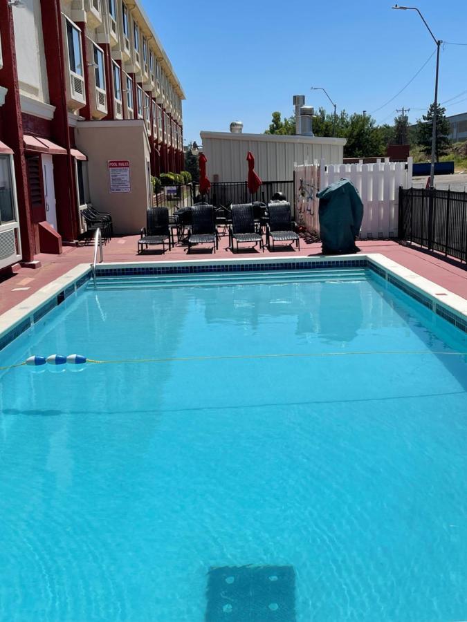 Ramada By Wyndham Oklahoma City Airport North Esterno foto
