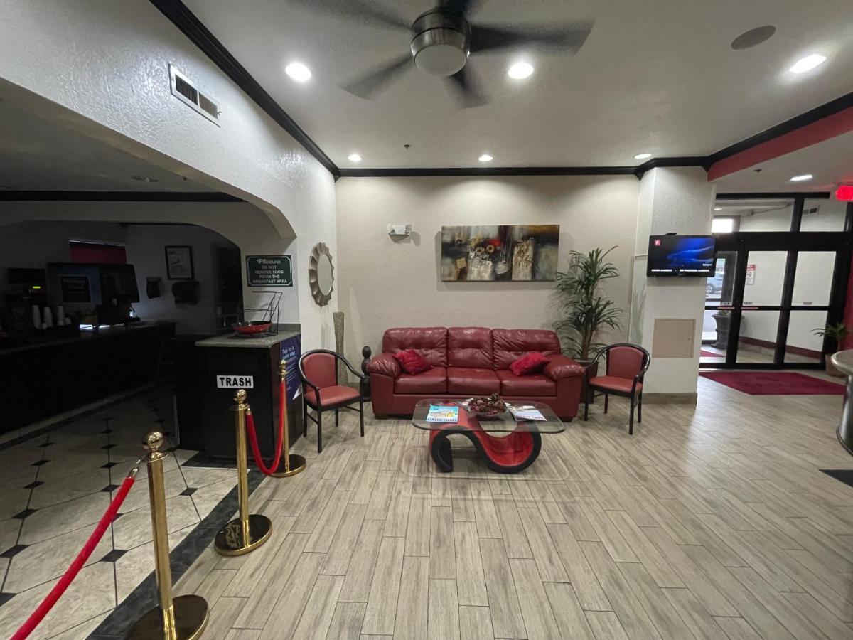 Ramada By Wyndham Oklahoma City Airport North Esterno foto