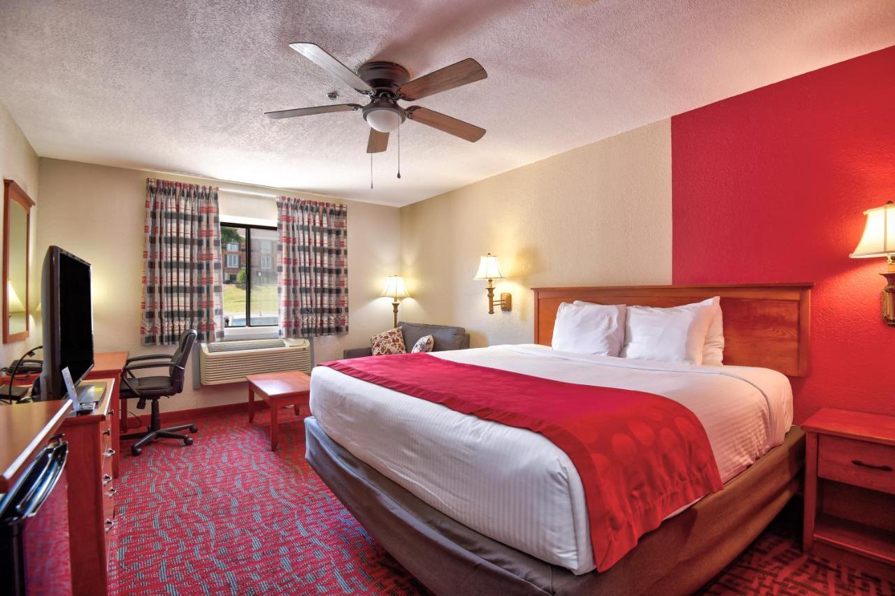 Ramada By Wyndham Oklahoma City Airport North Esterno foto