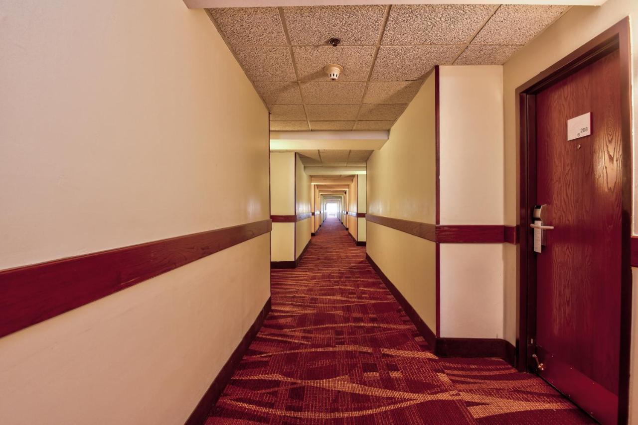 Ramada By Wyndham Oklahoma City Airport North Esterno foto