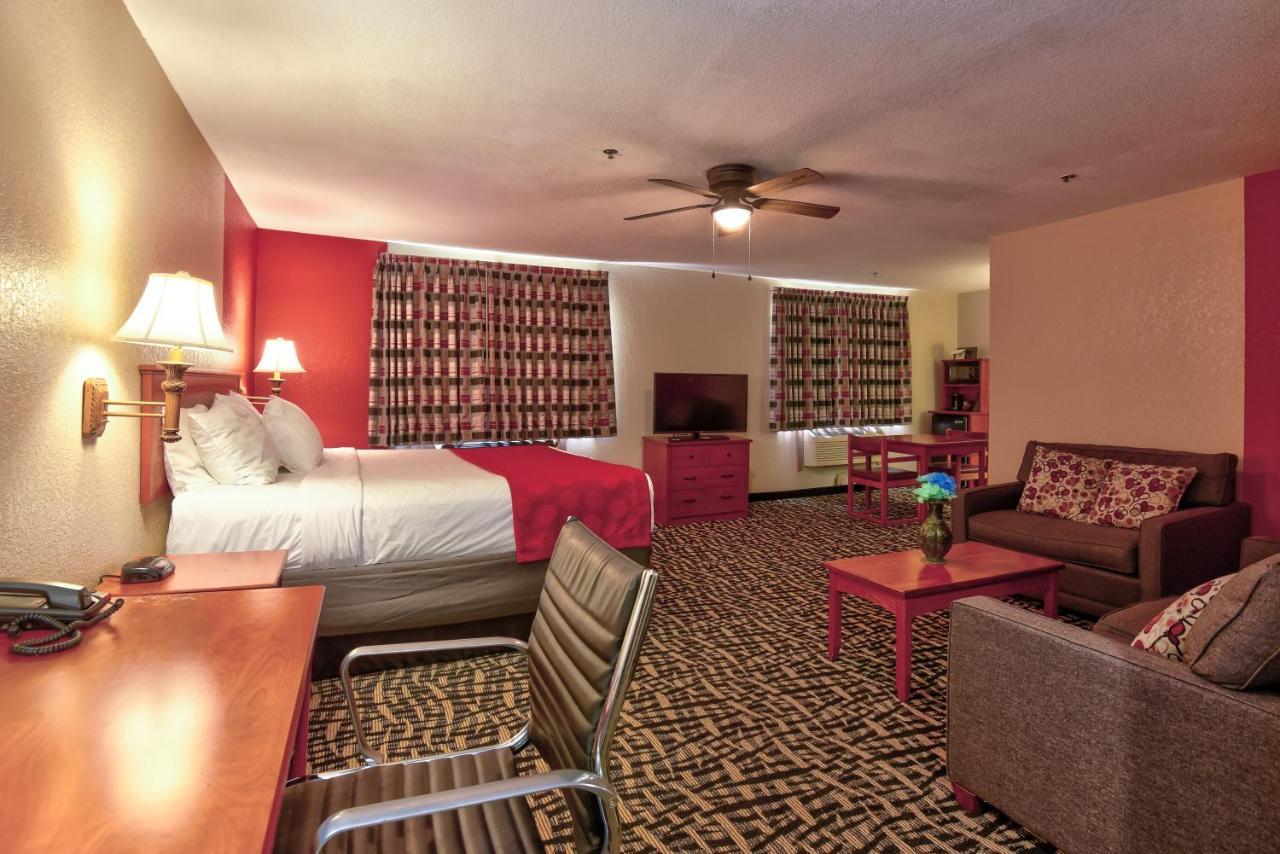 Ramada By Wyndham Oklahoma City Airport North Esterno foto