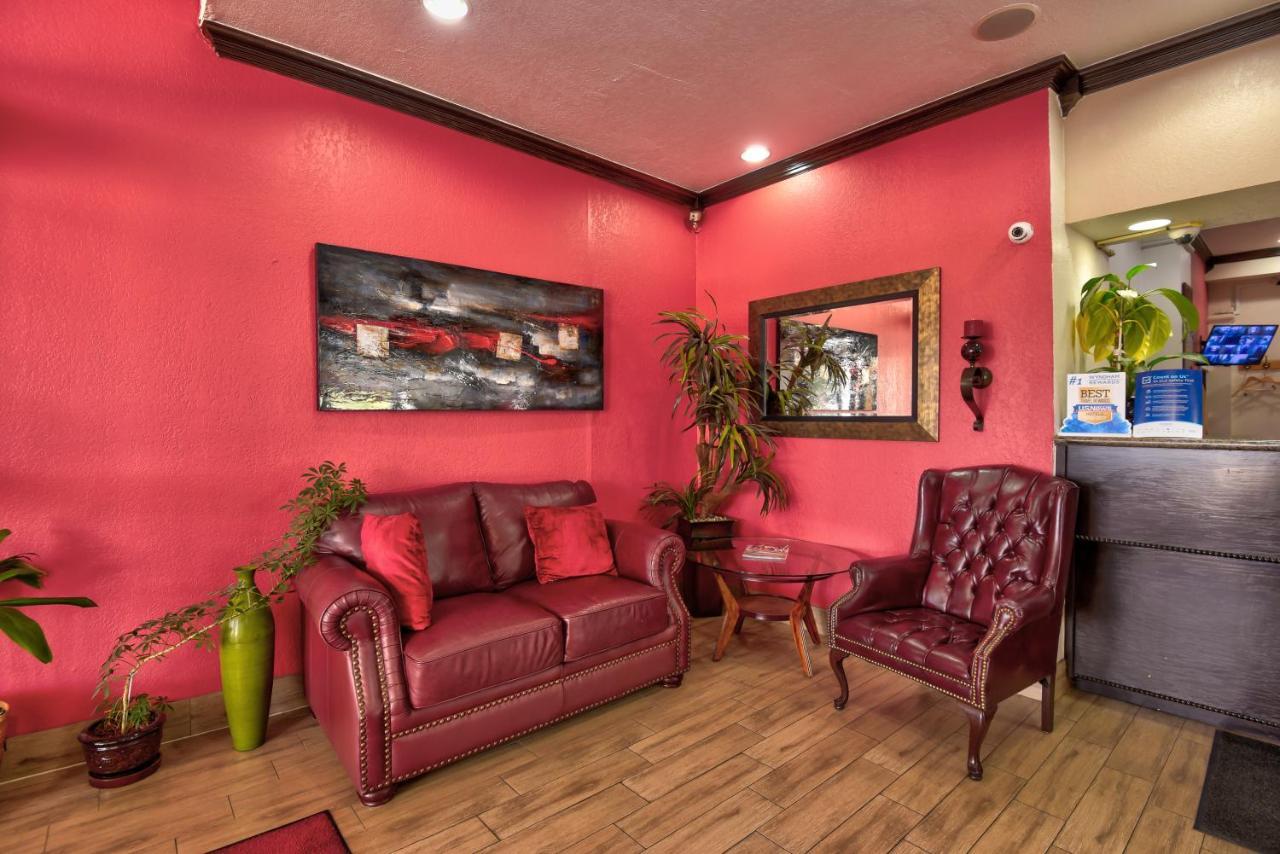 Ramada By Wyndham Oklahoma City Airport North Esterno foto