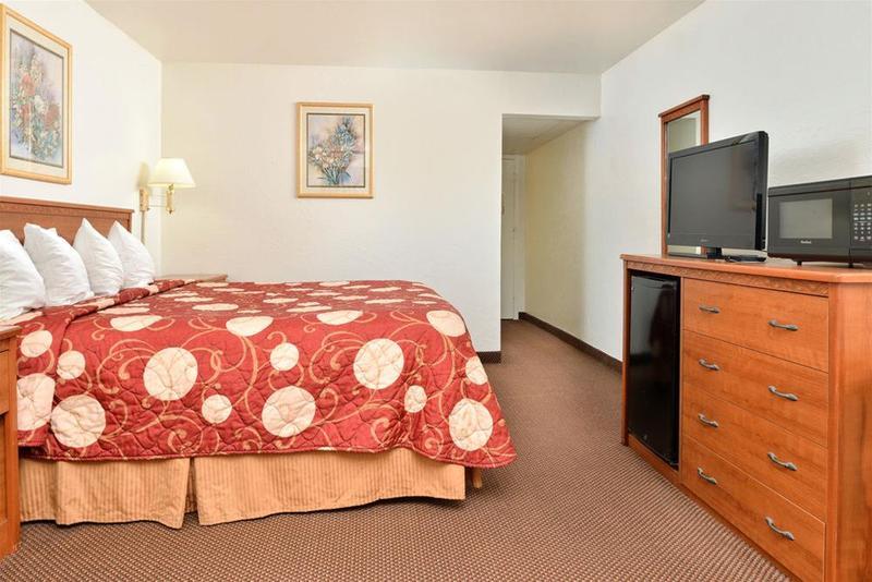 Ramada By Wyndham Oklahoma City Airport North Esterno foto